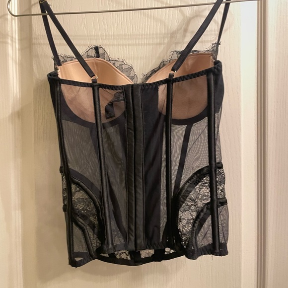 Victoria’s Secret Lace and Mesh Corset - Picture 2 of 5